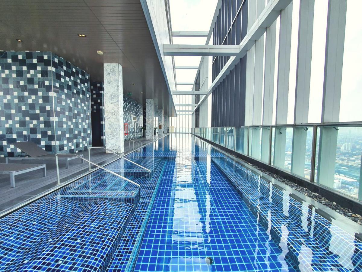 Hampton Residence Next To Emporium Bangkok Buitenkant foto